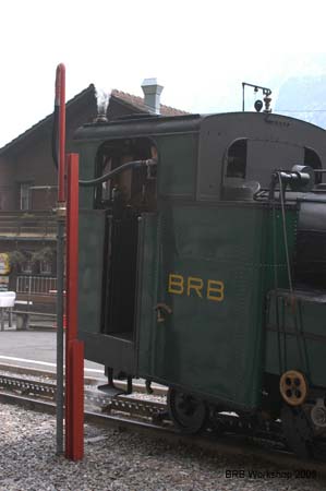 Geisterhand am Tanken