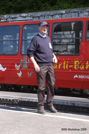 Paul mit ernster Mine